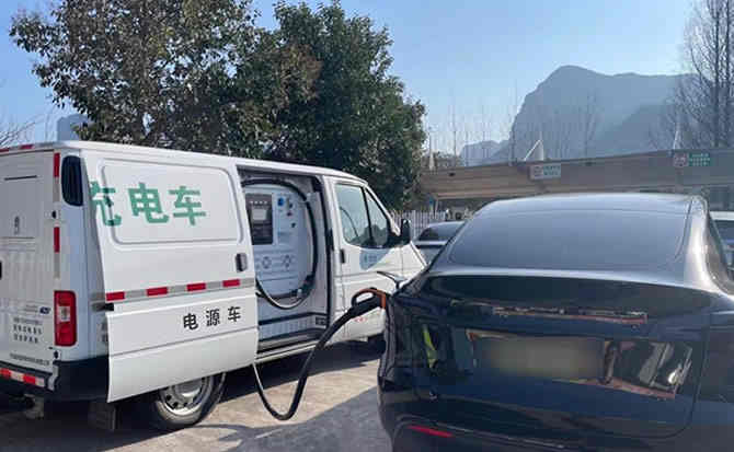 天涯区汽车搭电