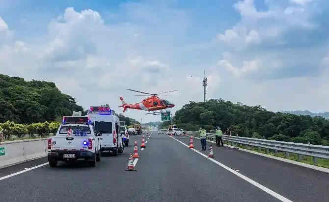 天涯区高速公路汽车救援案例